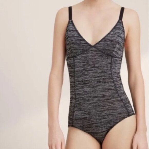 Aritzia Wilfred heathered gray Jasmine bodysuit - Picture 1 of 6
